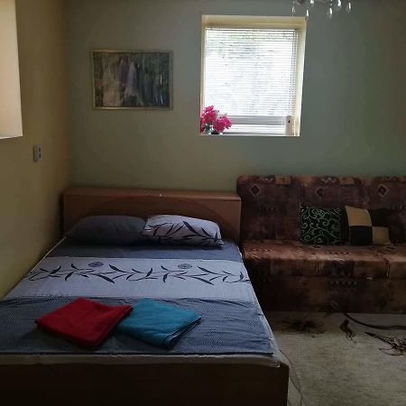 Two Bedroom Townhouse Mika Ruse Zewnętrze zdjęcie